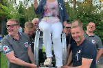 AfterCoronaFahnenAufhängeParty/Fotos Gaby Eggert